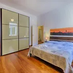 Ele Apartment