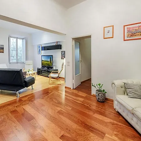 Apartment Ele *
