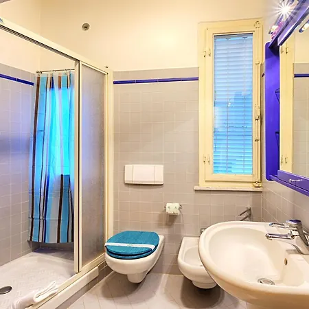 Apartment Ele
