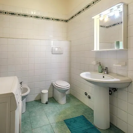 Apartment Ele *