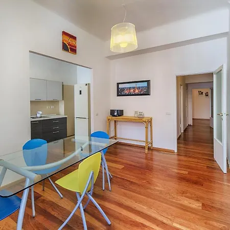 Apartment Ele Siena