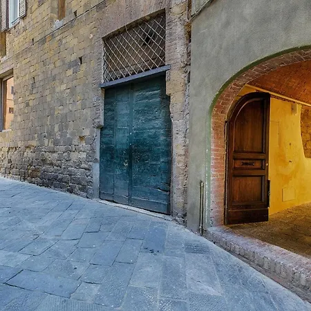 Ele Siena